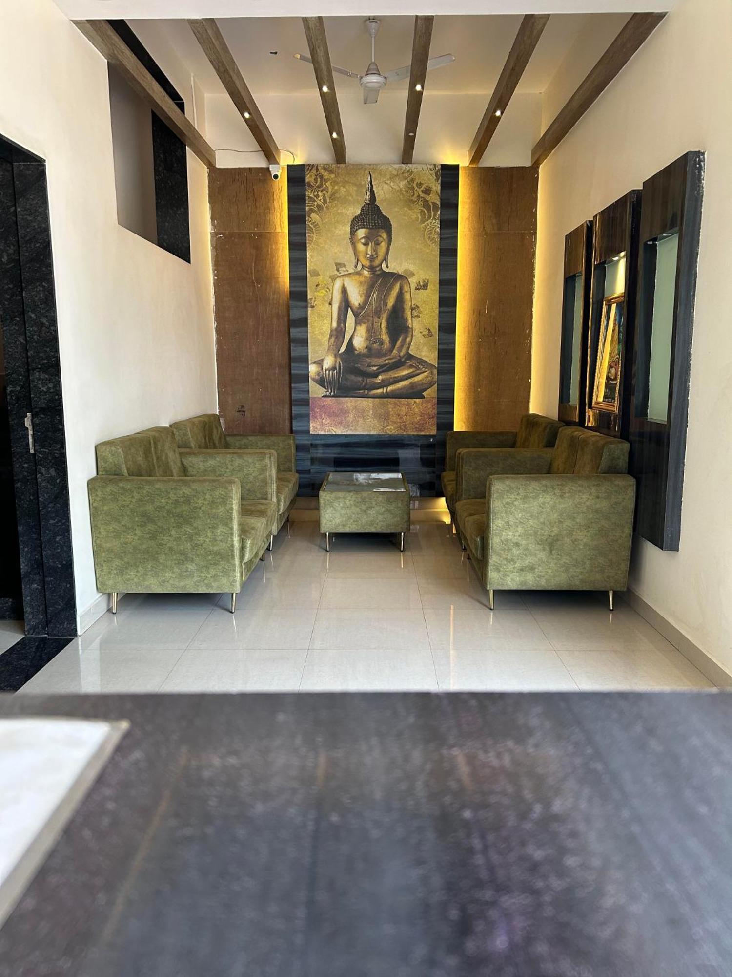 Hotel Aaba'S Gomantak Sawantwadi Ngoại thất bức ảnh